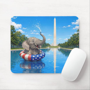 Tapis De Souris Éléphant heureux dans le bassin réfléchissant