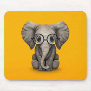 Tapis De Souris Éléphant mignon de bébé avec le jaune en verre