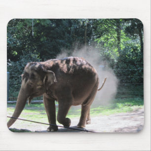Tapis De Souris Éléphant qui soulève de la poussière