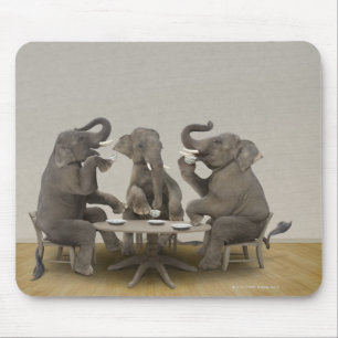 Tapis De Souris Elephants having tea party