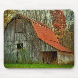 Tapis De Souris États-Unis, Indiana. paysage rural, grange couvert