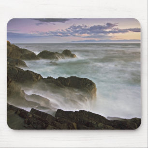 Tapis De Souris États-Unis, Washington, îles San Juan. Vagues s'éc
