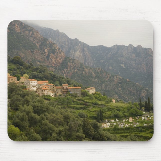 Tapis De Souris Europe, France, Corse, Ota.  Ville d'Ota et (Devant)