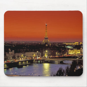 Tapis De Souris Europe, France, Paris. Vue coucher de soleil sur E