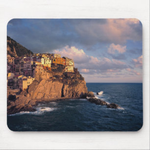 Tapis De Souris Europe, Italie, Manarola. La falaise nichée