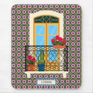 Tapis De Souris Fenêtre de la maison de Lisbonne avec plantes et c