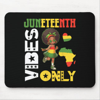 Tapis De Souris Fille afro-américaine dansant Juneteenth Vibes Onl