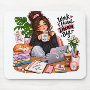Tapis De Souris Fille studieuse au café cosy – Travaillez dur, rêv