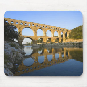 Tapis De Souris France, Avignon. L'aqueduc romain Pont du Gard