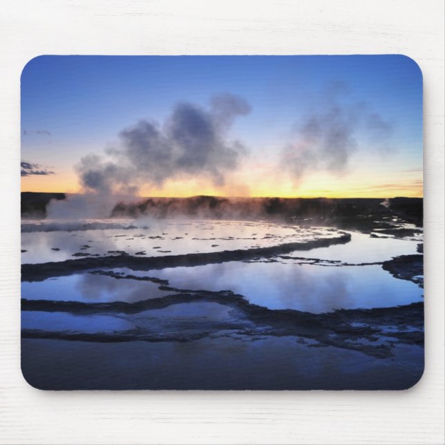Tapis De Souris Fumée de geyser au coucher du soleil (Devant)