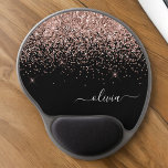 Tapis De Souris Gel Monogramme de Parties scintillant Noire Rose Rose<br><div class="desc">Rose Gold - Blush Pink and Black Sparkle Parties scintillant Nom du monogramme et initiale Mousepad (Pad souris). Cela rend le cadeau parfait pour 16 ans,  mariage,  douche nuptiale,  anniversaire,  baby shower ou bachelorette pour quelqu'un qui aime le luxe glam et les styles chic.</div>
