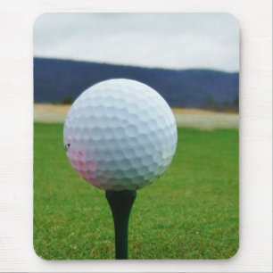 Tapis De Souris Golf Ball sur un terrain de golf de montagne