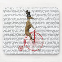 Greyhound sur Red Penny Farthing Bike