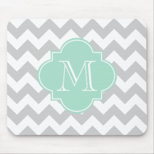 Tapis De Souris Gris et menthe moderne Chevron personnalisé Monogr
