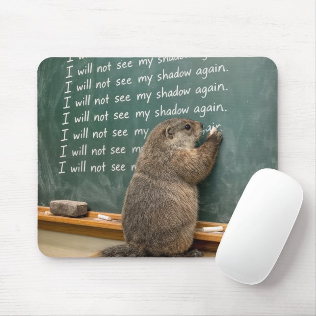 Tapis De Souris Groundhog Writing Lines on a Green Chalkboard (Avec souris)