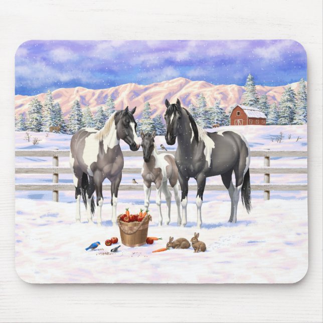 Tapis De Souris Grulla Pinto Grey Paint Hors sur une ferme d'hiver (Devant)