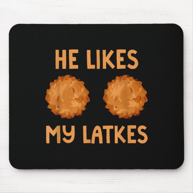 Tapis De Souris He Likes My Latkes Hanukkah Couple Matching Jewish (Devant)