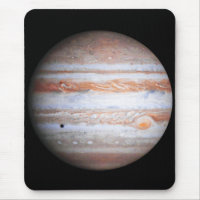 Image AUGMENTÉE de la NASA de flyby de Jupiter