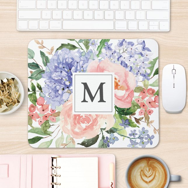 Tapis De Souris Initiale Monogrammée Aquarelle Floral Bleu Rose (In situ office desk)