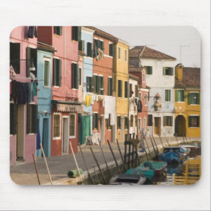 Tapis De Souris Italie, Burano. Maisons colorées d'une
