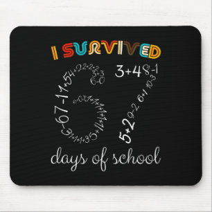 Tapis De Souris J'ai survécu 67 jours d'école drôle vintage maths