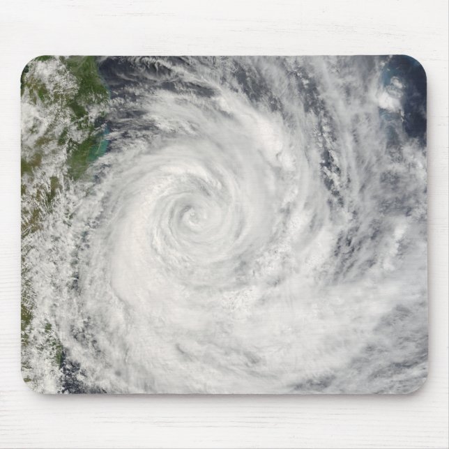 Tapis De Souris Jeu de cyclone tropical au large de Madagascar (Devant)