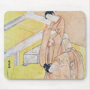 Tapis De Souris Jeune fille jette le poisson rouge dans la bouche