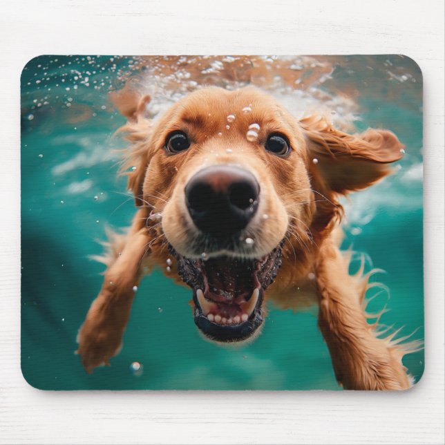 Tapis De Souris Joyeux Golden Retriever nager sous l'eau (Devant)