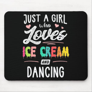 Tapis De Souris Juste Une Fille Qui Aime La Crème De Glace Et Dans