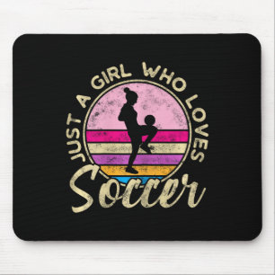 Tapis De Souris Juste une fille qui aime le football féminin rétro