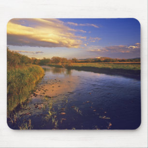 Tapis De Souris La rivière Big Hole à la dernière lumière près de 