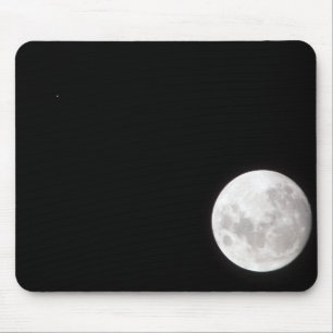 Tapis De Souris La vue d'une pleine lune, montre également Mars