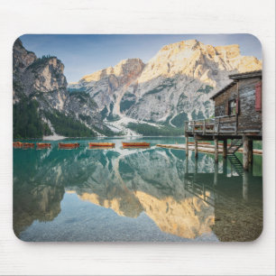 Tapis De Souris Lago di Braies dans les Dolomites en Italie