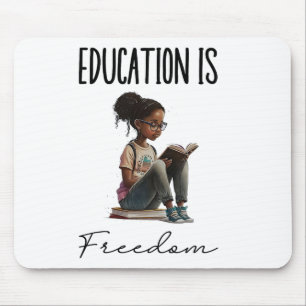 Tapis De Souris L'éducation est la liberté Livres de professeur no