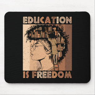 Tapis De Souris L'éducation est la liberté Livres de professeur no