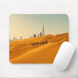 Tapis De Souris Les déserts Vue Skyline de Dubaï avec chameaux