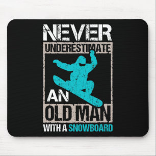 Tapis De Souris Les Hommes Ne Sous-Estiment Jamais Un Vieux Homme