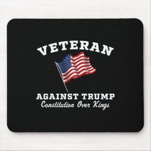 Tapis De Souris Les vétérans contre la Constitution Trump contre l