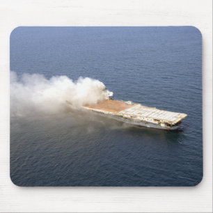 Tapis De Souris L'ex-Oriskany, un avion déclassé