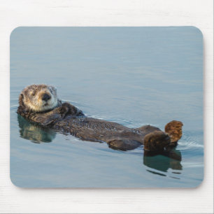 Tapis De Souris Loutre de mer flottant sur le dos dans l'océan