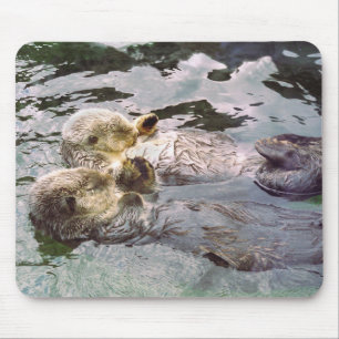 Tapis De Souris Loutres de mer tenant des mains