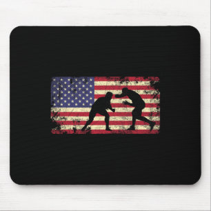 Tapis De Souris Lutteur en détresse luttant contre le drapeau amér