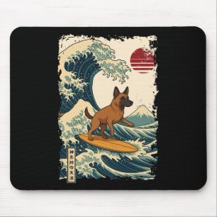 Tapis De Souris Malinois belge surfant sur la vague japonaise de K