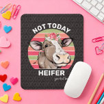 Tapis De Souris Mème de vache Xoxo pas aujourd'hui Heifer<br><div class="desc">Mème de vache Xoxo Pas aujourd'hui Heifer Mouse Pad - Mettez en forme le bureau ou le poste de travail à domicile et démarquez du troupeau avec ce pavé de souris "udderly" brillant. Pas aujourd'hui heifer fera savoir à tout le monde que vous voulez dire affaires tout en faisant rire....</div>