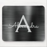 Tapis De Souris Métallo noir d'entreprise Nom du monogramme<br><div class="desc">Monogramme en acier inoxydable de métal brossé noir Faux Nom Monogramme Mousepad. Ce Mousepad monogrammé peut être customisé pour inclure votre prénom et votre initiale et est parfait pour l'école ou le bureau et fait un grand cadeau de Noël ou d'anniversaire.</div>