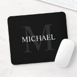 Tapis De Souris Monogramme classique personnalisé et nom noir<br><div class="desc">Monogramme personnalisé et cadeau de nom caractéristiques personnalisées nom en blanc et monogramme en gris comme arrière - plan,  dans le style de police serif classique,  sur arrière - plan noir. Parfait comme cadeau de vacances,  cadeau de fête des pères pour papa et cadeau pour toutes les occasions spéciales.</div>