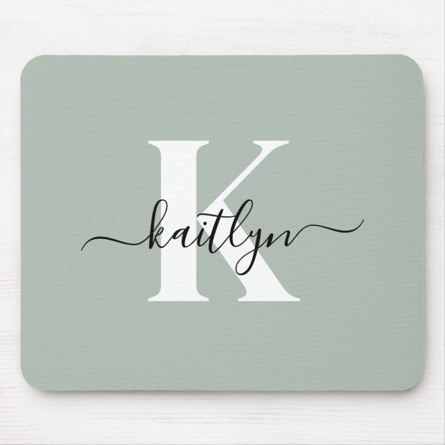 Tapis De Souris Monogramme de style moderne vert sauge (Devant)