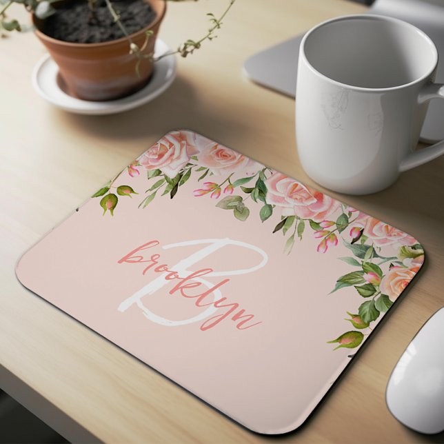 Tapis De Souris Monogramme écriture Roses Florales Rose Pâle  (Créateur téléchargé)