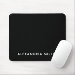 Tapis De Souris Monogramme minimaliste noir personnalisé<br><div class="desc">Ajoutez une touche de sophistication à votre espace de travail grâce à ce clavier de souris monogramme minimaliste noir personnalisé. Doté d'un monogramme blanc épuré sur un arrière - plan noir solide, ce tapis de souris est à la fois pratique et élégant. Le socle en caoutchouc antidérapant assure son maintien...</div>