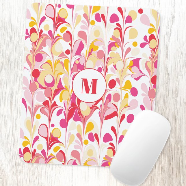 Tapis De Souris Motif abstrait marbré Rétro Monogramme Rose (Modern retro pink yellow marble pattern personalized monogram initial mousemat)